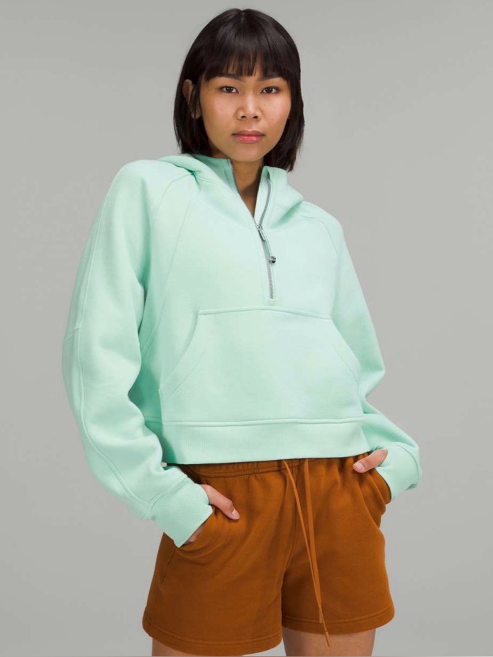 Lululemon Scuba Oversized Half-Zip Hoodie
Wild Mint M/L